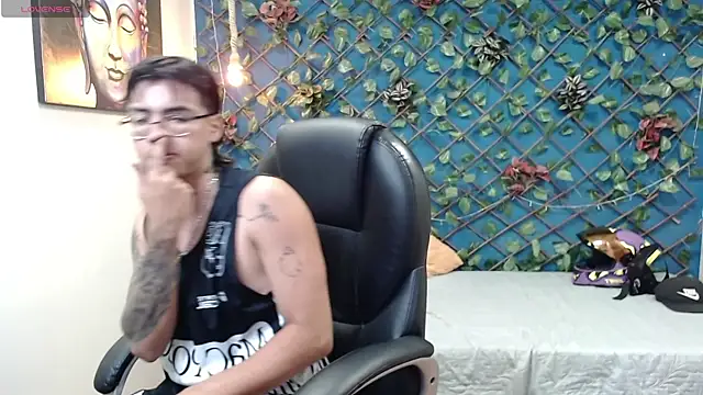 derekfly online show from September 20, 2025, 3:44 am