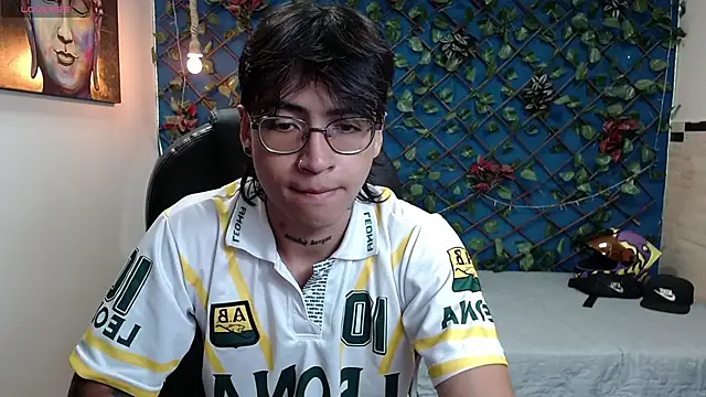 derekfly online show from October 8, 2025, 2:57 am