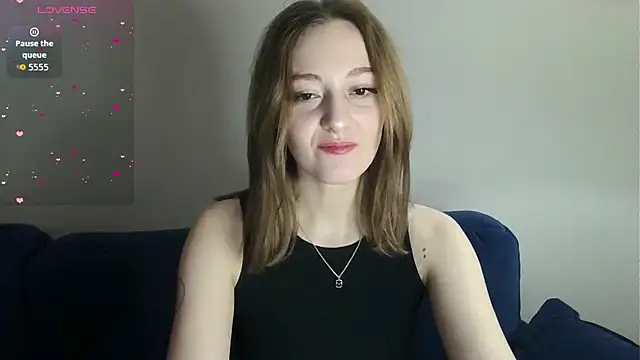 white liillyy online show from February 10, 2026, 7:24 pm