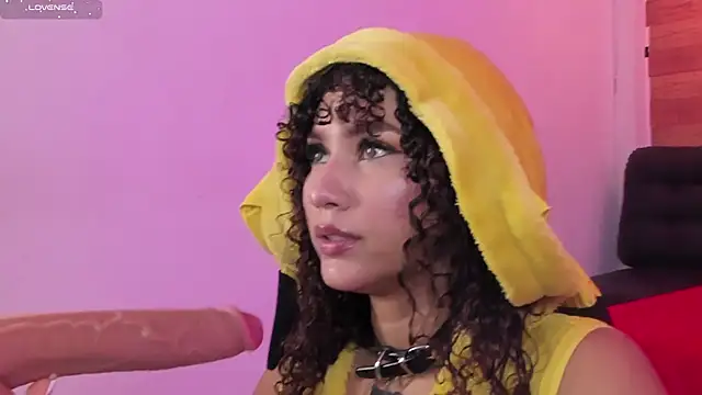 Emily brown04 online show from January 11, 2026, 12:56 pm