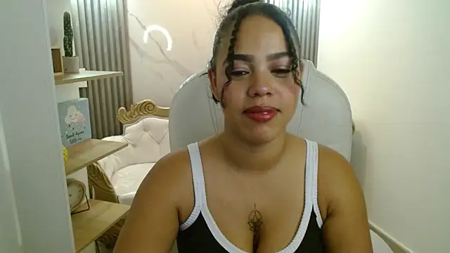 candyhot tk online show from May 6, 2026, 3:10 am