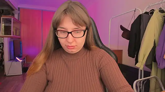 just fucked777 online show from May 6, 2026, 6:06 am