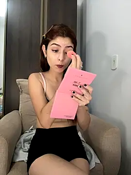 Snapshot of MarianaNinfa chatting on November 7, 2025, 10:46 pm MarianaNinfa online show from November 7, 2025, 10:46 pm