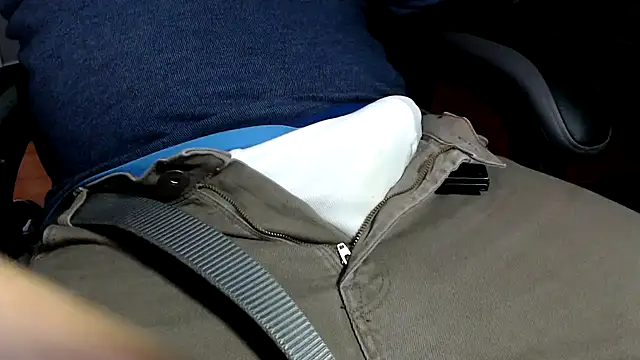 Snapshot of whitewagonsuck chatting on April 10, 2026, 1:56 am whitewagonsuck online show from April 10, 2026, 1:56 am