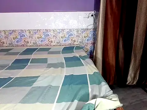 MEGA JII online show from November 18, 2025, 10:13 pm