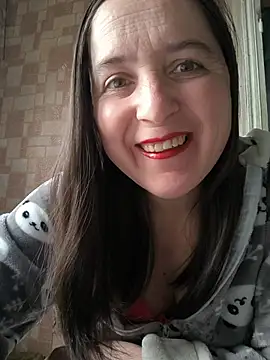 EvelinCutex online show from February 18, 2026, 8:55 am