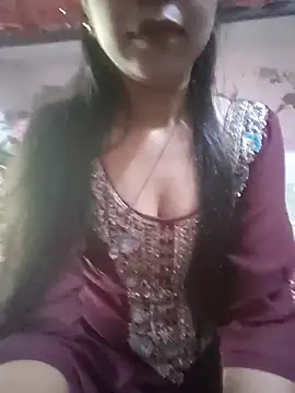 Snapshot of Paakhi-Singh chatting on December 4, 2025, 5:50 am Paakhi-Singh online show from December 4, 2025, 5:50 am