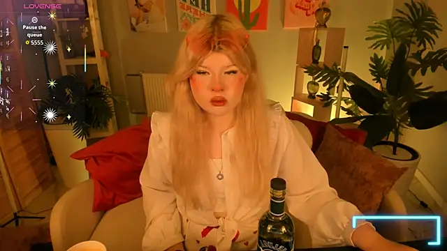 Snapshot of LilithNelson chatting on October 8, 2025, 5:46 pm LilithNelson online show from October 8, 2025, 5:46 pm