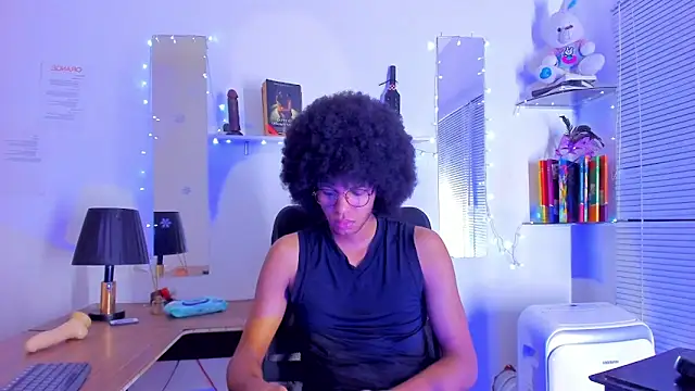 DEAMOL online show from March 23, 2026, 1:33 pm