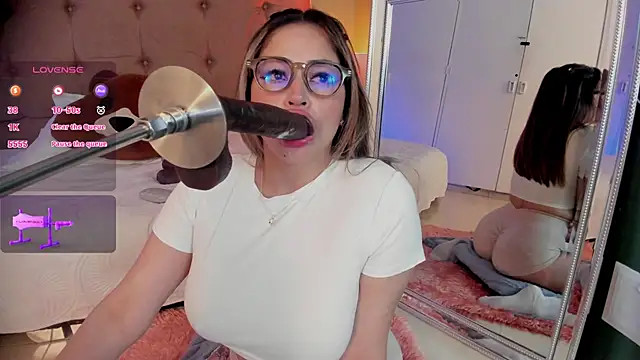 Karol Pagee online show from June 13, 2026, 5:05 am