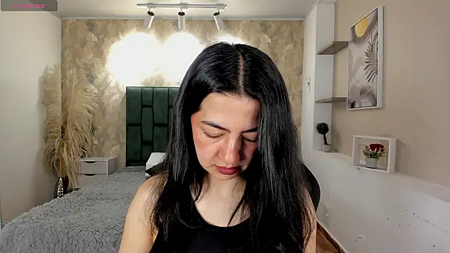 Saya Amaretto1 online show from March 13, 2026, 8:47 pm