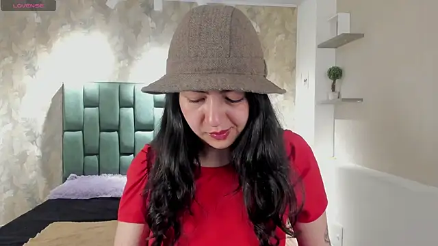 Saya Amaretto1 online show from January 7, 2026, 12:26 am