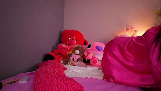 Snapshot of Vesya chatting on November 25, 2025, 7:41 am Vesya online show from November 25, 2025, 7:41 am