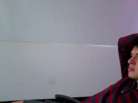 invincible200 online show from October 15, 2025, 2:14 pm