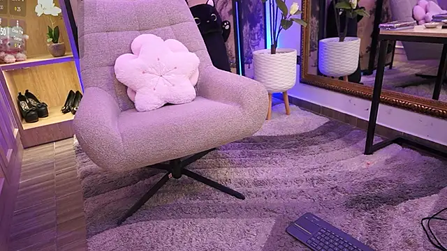 Snapshot of NamiKimura chatting on March 9, 2026, 7:28 pm NamiKimura online show from March 9, 2026, 7:28 pm