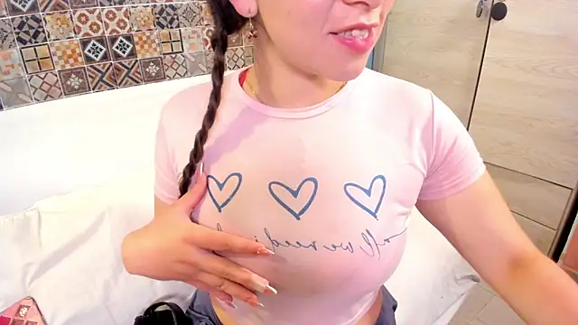 Snapshot of Keyla_ruiz_ chatting on April 12, 2026, 11:57 am Keyla ruiz online show from April 12, 2026, 11:57 am