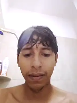 Snapshot of Eduardo_20cm chatting on May 29, 2026, 1:39 pm Eduardo 20cm online show from May 29, 2026, 1:39 pm