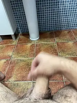 Snapshot of Pollon1994 chatting on December 1, 2025, 8:42 pm Pollon1994 online show from December 1, 2025, 8:42 pm