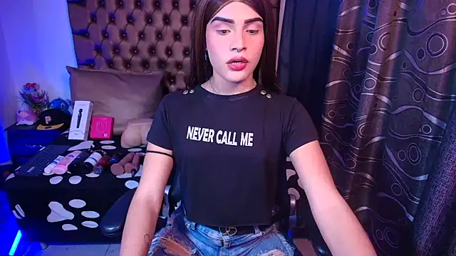 lailahdark online show from May 5, 2026, 8:45 pm