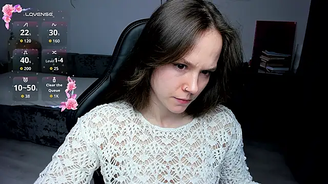 Snapshot of cute_little_ass chatting on April 17, 2026, 4:10 pm cute little ass online show from April 17, 2026, 4:10 pm