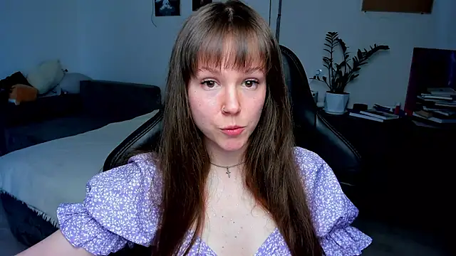 Snapshot of cute_little_ass chatting on May 19, 2026, 2:24 pm cute little ass online show from May 19, 2026, 2:24 pm