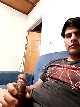 alexis13lhn online show from October 23, 2025, 11:58 pm