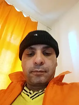 SmokedAlloy2 online show from January 18, 2026, 11:57 am