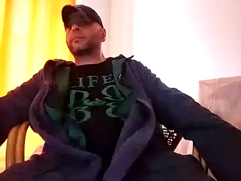 SmokedAlloy2 online show from February 1, 2026, 11:52 am