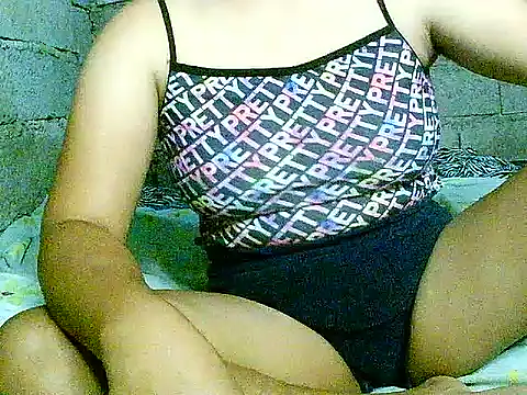 Snapshot of hotmom_pinay chatting on December 1, 2025, 2:23 am hotmom pinay online show from December 1, 2025, 2:23 am