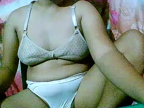 Snapshot of hotmom_pinay chatting on October 20, 2025, 4:29 pm hotmom pinay online show from October 20, 2025, 4:29 pm