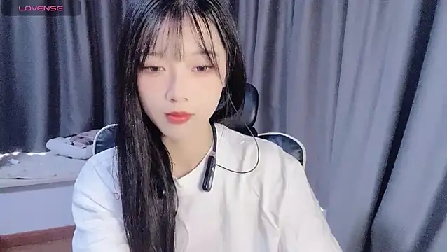 Cicicici-cc online show from October 18, 2025, 3:19 am