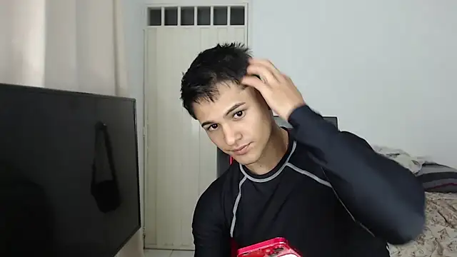 Snapshot of Alex_mojica chatting on October 17, 2025, 6:06 am Alex mojica online show from October 17, 2025, 6:06 am