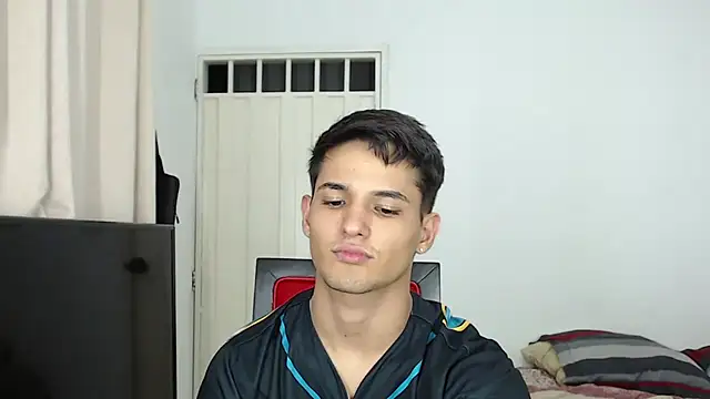 Snapshot of Alex_mojica chatting on November 12, 2025, 5:11 am Alex mojica online show from November 12, 2025, 5:11 am