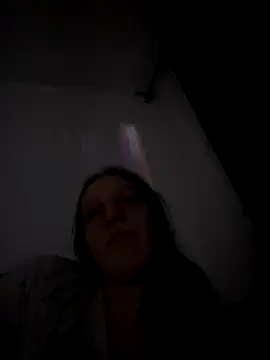 toxicgirll46 online show from November 16, 2025, 8:35 pm