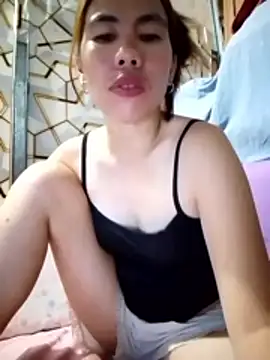 Snapshot of Deliciousgirl14 chatting on May 28, 2026, 8:55 am Deliciousgirl14 online show from May 28, 2026, 8:55 am