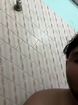 Snapshot of Kira_1413 chatting on February 25, 2026, 10:04 am Kira 1413 online show from February 25, 2026, 10:04 am