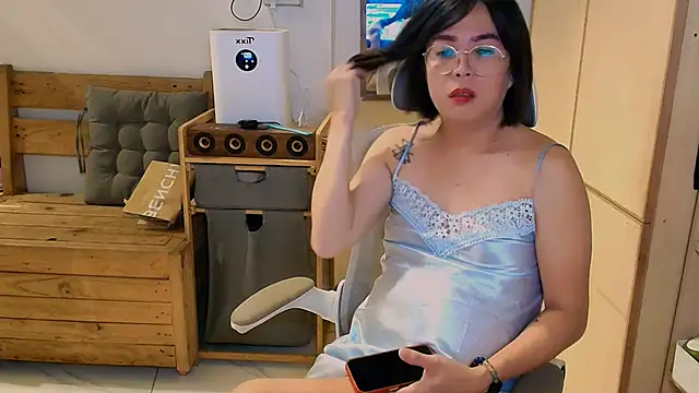 Snapshot of moriliciousxxx chatting on October 8, 2025, 5:20 am moriliciousxxx online show from October 8, 2025, 5:20 am