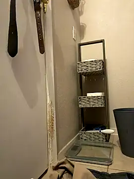 bearcub300 online show from October 30, 2025, 10:50 pm