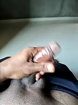 chatboy1432 online show from October 18, 2025, 3:52 am