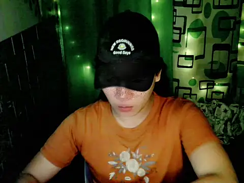 Snapshot of urdreamgirljacky chatting on December 15, 2025, 1:39 pm urdreamgirljacky online show from December 15, 2025, 1:39 pm