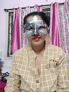 Snapshot of thanusi_2 chatting on May 31, 2026, 6:20 pm thanusi 2 online show from May 31, 2026, 6:20 pm