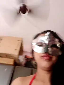 Snapshot of thanusi_2 chatting on July 20, 2026, 11:23 am thanusi 2 online show from July 20, 2026, 11:23 am