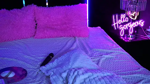 MysticGrace online show from November 29, 2025, 9:15 pm