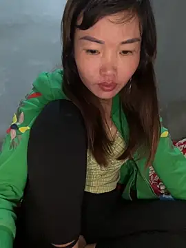 Snapshot of Sunny_lotus chatting on November 20, 2025, 8:37 am Sunny lotus online show from November 20, 2025, 8:37 am