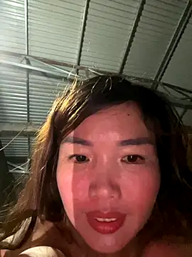 Snapshot of Sunny_lotus chatting on October 21, 2025, 6:51 pm Sunny lotus online show from October 21, 2025, 6:51 pm