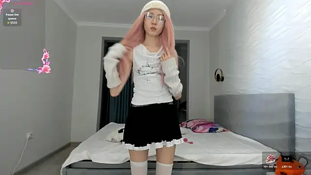 kawai mai online show from December 16, 2025, 1:15 pm