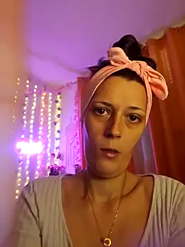 Snapshot of Mila_Luciphya chatting on February 17, 2026, 12:13 pm Mila Luciphya online show from February 17, 2026, 12:13 pm