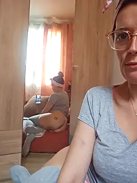 Mila Luciphya online show from February 3, 2026, 10:42 am