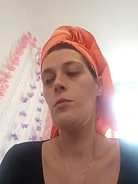 Snapshot of Mila_Luciphya chatting on February 7, 2026, 9:50 am Mila Luciphya online show from February 7, 2026, 9:50 am