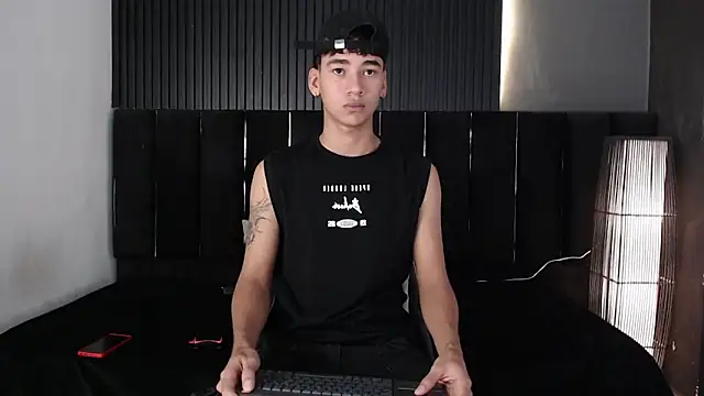 Snapshot of Dominic_ghost chatting on March 15, 2026, 12:06 am Dominic ghost online show from March 15, 2026, 12:06 am